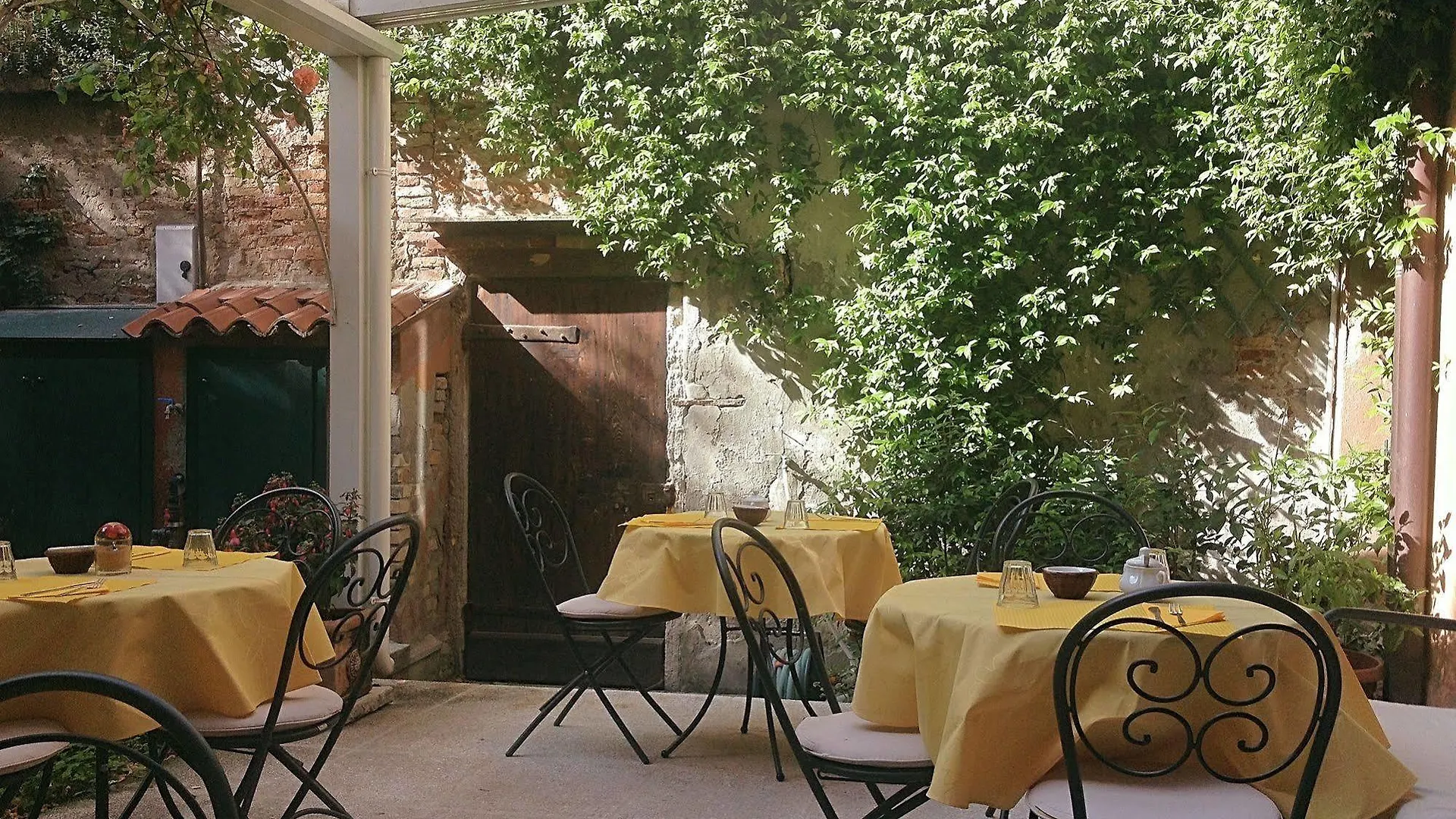***  3749 Pontechiodo Bed & Breakfast Venice Italy